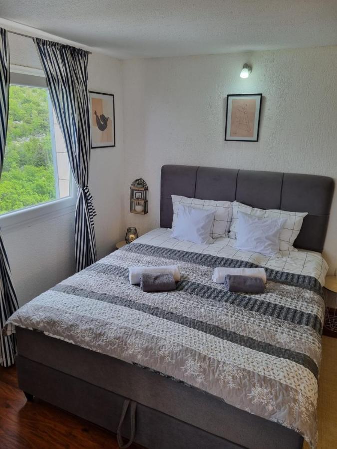 Apartmani 'Cvit' Karlobag Luaran gambar